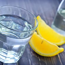 Вода с лимоном — польза и возможный вред