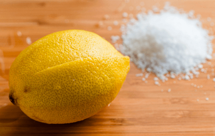Лимон и соль